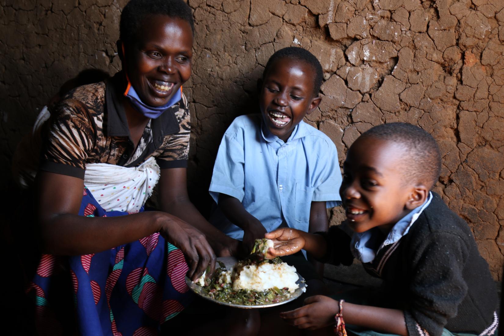 WFP provides food and nutrition assistance to all refugee camp residents across Rwanda. The most vulnerable men, women, girls and boys receive additional nutritious food to treat and prevent malnutrition.