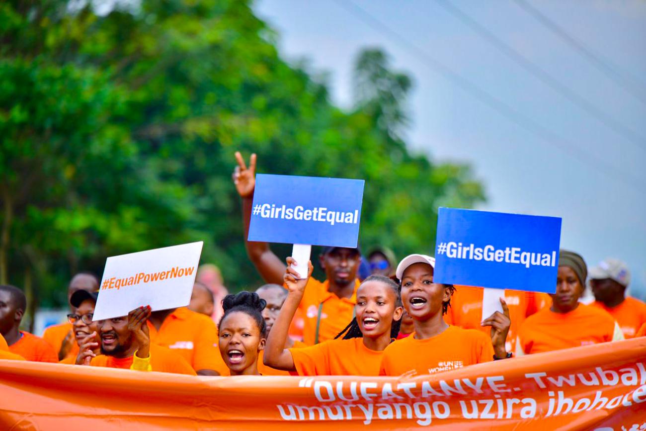 Activists during the 16 days of activism solidarity run in Kigali