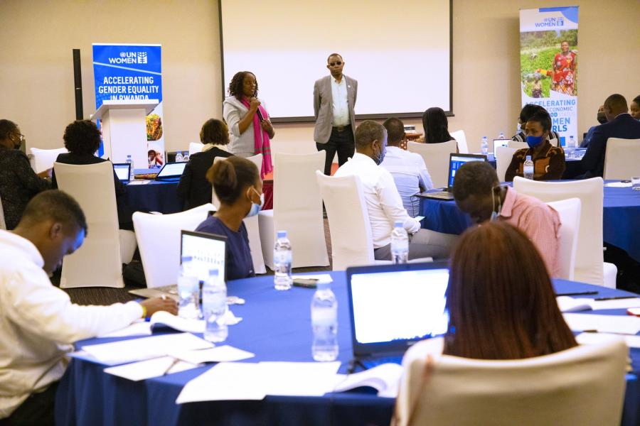 Immaculée Mukarwego Umuhoza, sharing her closing remarks on behalf of Local Administrative Entities Development Agency (LODA). Photo credit: UN Women